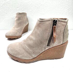 Toms Ankle Wedge Booties Size 6 Tan Suede Casual Platform Comfort Desert Boots